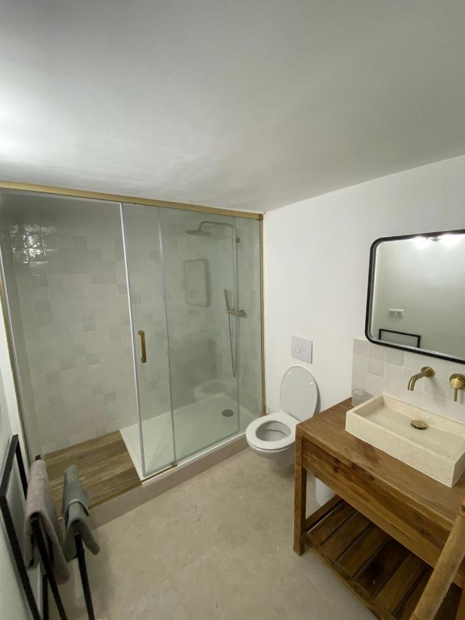 Apartment With Mediterranean Charm In The Heart Of The Provencal Market Antibes Buitenkant foto