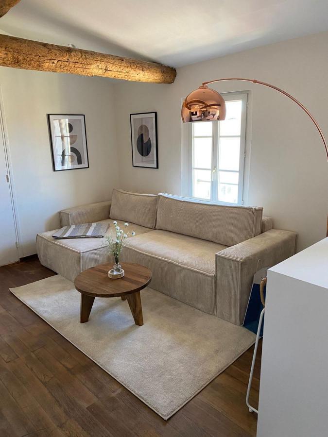 Apartment With Mediterranean Charm In The Heart Of The Provencal Market Antibes Buitenkant foto