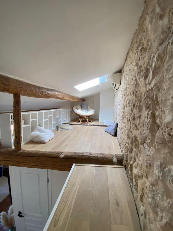 Apartment With Mediterranean Charm In The Heart Of The Provencal Market Antibes Buitenkant foto