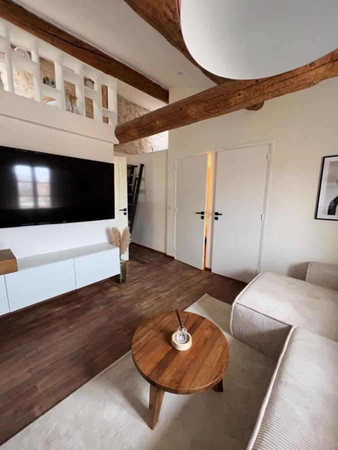Apartment With Mediterranean Charm In The Heart Of The Provencal Market Antibes Buitenkant foto